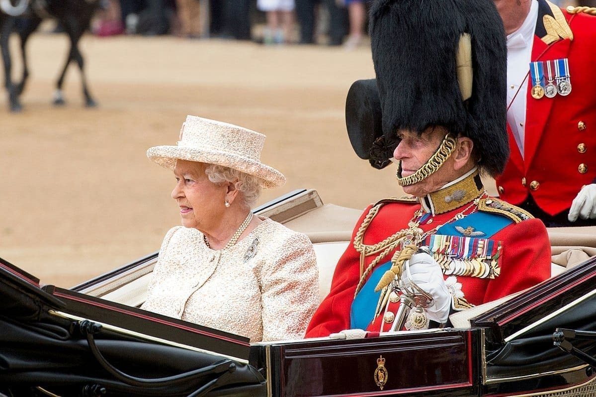 Her Majesty Queen Elizabeth the II and His Royal Highness Prince Philip, Duke of Edinburgh at the Trooping of Colour, 2015. Photo: Wikimedia Commons