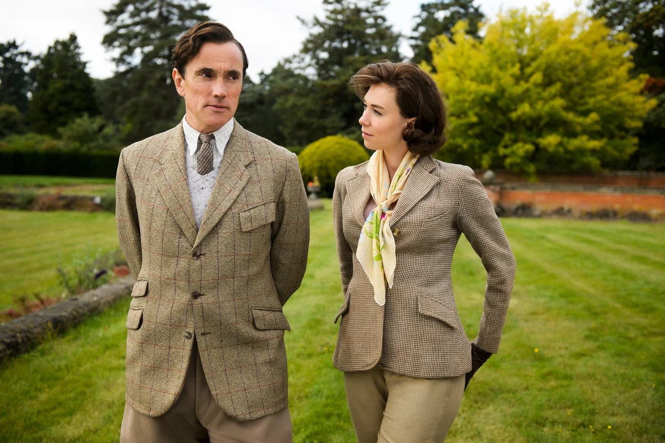 Ben Miles as Peter Townsend and Vanessa Kirby as Princess Margaret in Netflix’s The Crown.Photo: Radio Times