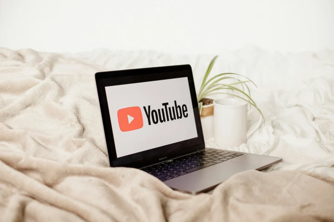 YouTube Algorithm 2025: Evolving Connection & Monetization