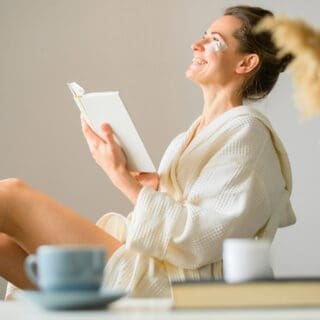 Hotel Wi-Fi vs Hotspot: Which Is Really Safer?